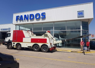 Camión marca Scania modelo P380, 8x4, con cambio manual, con tan solo 45.275km, del año 2006, equipado con equipo remolcador, dos cabrestantes.
Precio sin impuestos.