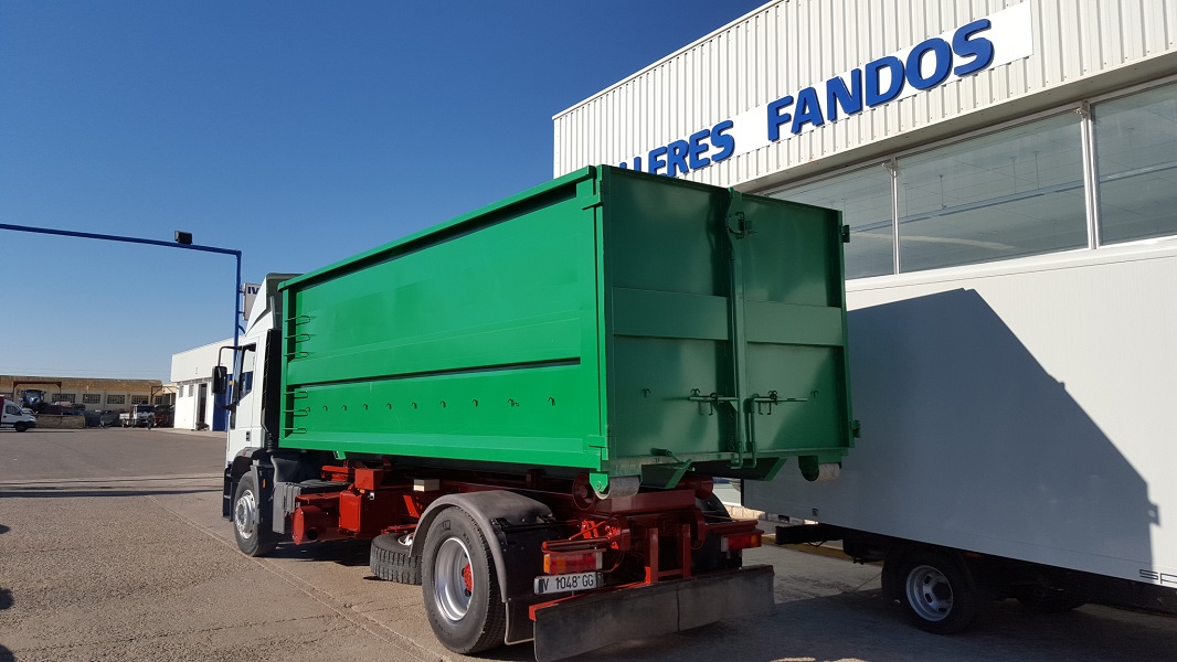 Portacontenedores IVECO MT190E27 | Camiones Rígidos | Camion de segunda