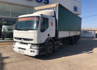 Used Truck RENAULT 300.26, 6x2 year 2000 with 622.465km, with box 4.4x2.5x2.5m
