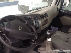 Hormigonera Renault Kerax 370.32, Dxi, motor Volvo, 8x4, año 2006, con bombo Baryval de 8m3.