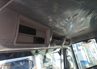 Nuevo IVECO ASTRA HD9 64.50, 6x4 de 500cv, Euro 6 con el siguiente equipamiento:  - Aire acondicionado.
 - Visera.
 - Asiento conductor Confort.
 - Gancho de maniobra trasero.
 - Radio Bluetooh con manos libres.
 - Cambio manual.  Carrozado con caja volquete CANTONI de 14m3.