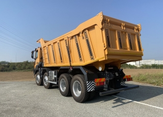 New IVECO ASTRA HD9 86.50, 8x6 of 500cv, Euro 6 Allison with RETARDER.
With Cantoni box of 22m3.