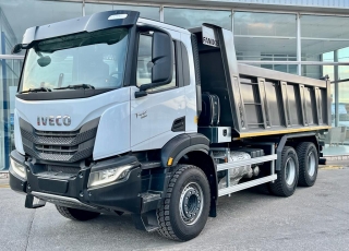 New IVECO T-WAY, AD380T45, 450cv, 6x4.