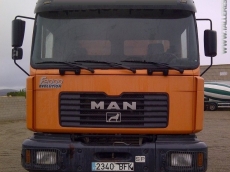 Dumper MAN 33.364, 6x4, manual, año 2001, caja Meiller Kipper.