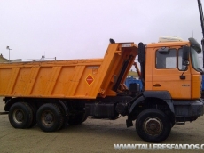 Dumper MAN 33.364, 6x4, manual, año 2001, caja Meiller Kipper.