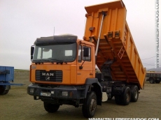 Dumper MAN 33.364, 6x4, manual, año 2001, caja Meiller Kipper.