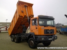 Dumper MAN 33.364, 6x4, manual, año 2001, caja Meiller Kipper.