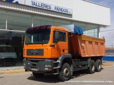 Dumper MAN TGA 360A, 6x4 del año 2004, con caja Meiller con sobrelateral, 16m3