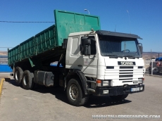 Tipper truck Scania 113 HL, 6x2, with box of 6.3x2.5m, year 1989.