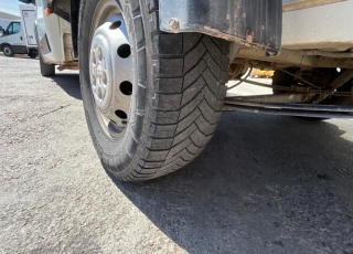 Furgoneta, PEUGEOT BOXER
caja de cambios manual 
vehículo con tan solo 164.419km
excelente estado.
MATRICULACION 03/08/2017
doble cabina 7 plazas