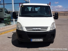 Furgoneta IVECO Daily 35C12, año 2007, 104.277km, caja fija de 3.80mx2.05m.