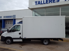 Used Van IVECO Daily 35C15 of 20m3, year 2013 with 110.448km,