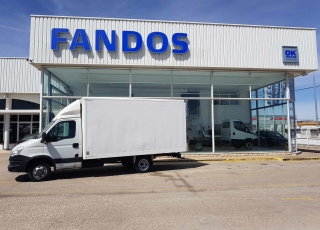 Used Van IVECO 35C15 with closed box, year 2013, with 222.600km