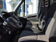 IVECO 35C15, year 2011, only 133.449km, with close box of 20m3.
