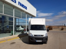 IVECO 35C15, del año 2011, con 133.449km, con caja paquetera de 20m3. 
Equipada con aire acondicionado, elevalunas eléctricos, radio CD