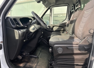 New Van  IVECO 
35C16 3.0 of 20m3,