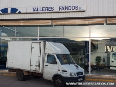 Van IVECO 40.12, year 1992, 354.524km, with close box 3.7x1.9x1.85m.