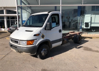 Used Van IVECO 35C11 in chassis.