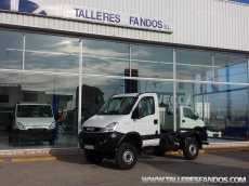 Van IVECO Daily 35S17W, 4x4, year 2011, with only 2.661km, with air condition.