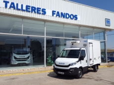 Furgoneta seminueva IVECO Daily 35S13, con caja frigorífica de -20ºC con doble compartimento, bitemperatura, termografo, matriculada el 21/08/2015 con solo 47.698km. Con garantía de cadena cinemática de 12 meses en cualquier IVECO de España.