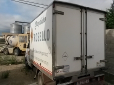 Furgoneta IVECO 40.8, del año 1994, con caja frigorífica.