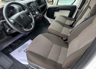 Furgoneta de ocasión, 
CITROEN JUMPER,
L2H2,
Año 2018 con 182.486km.  Precio 17.500€ reacondicionada y con 3 Meses de garantía de cadena cinemática.