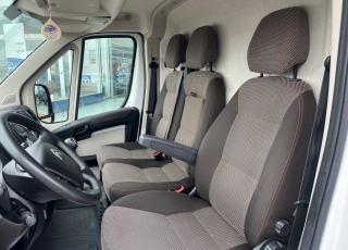 Furgoneta de ocasión, 
CITROEN JUMPER,
L2H2,
Año 2018 con 182.486km.  Precio 17.500€ reacondicionada y con 3 Meses de garantía de cadena cinemática.