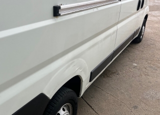 Furgoneta de ocasión, 
CITROEN JUMPER,
L2H2,
Año 2018 con 182.486km.  Precio 17.500€ reacondicionada y con 3 Meses de garantía de cadena cinemática.