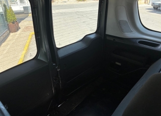 New Van  Fiat Dobló 5 Plazas