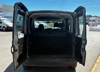 New Van  Fiat Dobló 5 Plazas