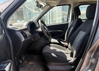 New Van  Fiat Dobló 5 Plazas