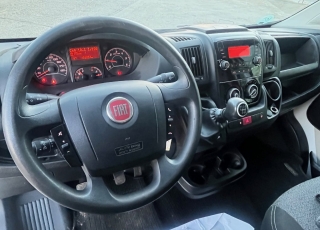 Furgoneta de ocasión, 
FIAT DUCATO,
Año 2017 con 169.857km.  Precio 15.700€ reacondicionada, sin garantía.