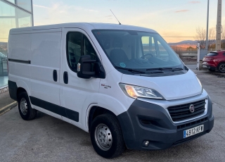 Furgoneta de ocasión, 
FIAT DUCATO,
Año 2017 con 169.857km.  Precio 15.700€ reacondicionada, sin garantía.