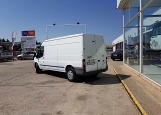 Furgoneta Ford Transit, del año 2009 con 131.918km.