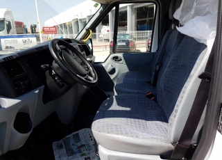 Used Van Ford Transit, year 2009 with 131.918km.