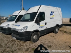 Used Van IVECO Daily 35S13V of 10m3, year 2012, with 90.976km.