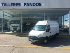 Used Van IVECO Daily 35S13V of 12m3, year 2012, with 127.767km.