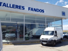 Used Van IVECO Daily 35S13V of 12m3, year 2011, with 151.634km.