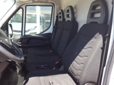 Used Van IVECO Daily 35S13V of 12m3, year 2015, with 54.163km.