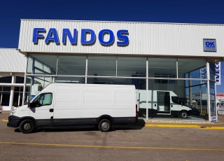 Used Van IVECO Daily 35S13V of 15m3, year 2014, with 191.748km.
