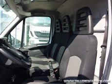Used Van IVECO Daily 35S13V of 15m3, year 2012, with 90.263km.