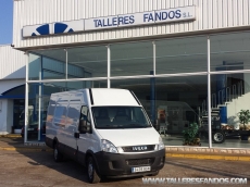 Used Van IVECO Daily 35S13V of 15m3, year 2011, with 126.225km.