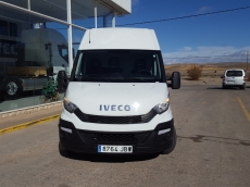 Used Van IVECO Daily 35S13V of 16m3, year 2014, with 104.000km.