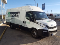 Used Van IVECO Daily 35S13V of 16m3, year 2015, with 101.395km.