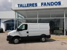Used Van IVECO Daily 35S13V of 7m3, year 2013 with 197.605km.