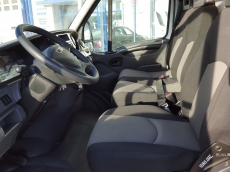 Used Van IVECO Daily 35S13V of 7m3, year 2013 with 96.453km.