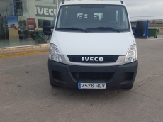 Furgoneta IVECO Daily 35S13SV family, de 6 plazas, del año 2011 con 127.777km.