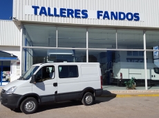 Used Van IVECO Daily 35S13SV family of 6 seats, year 2011 with 91.012km.