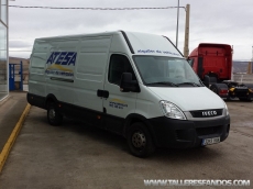 Used van IVECO 35S13V of 15m3, year 2011 with 132.493km