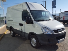 Used Van IVECO Daily 35S14V of 10m3, year 2010 with 129.000km.